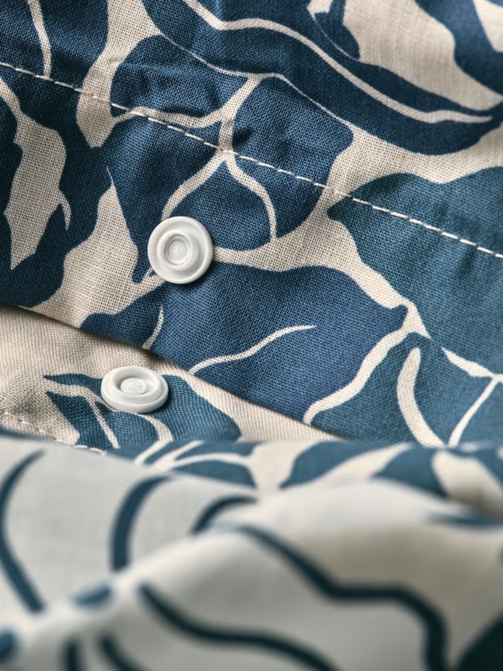 Blue Floral Cotton Duvet Cover Set - Classic Navy and Cream - Picture 2 of 4